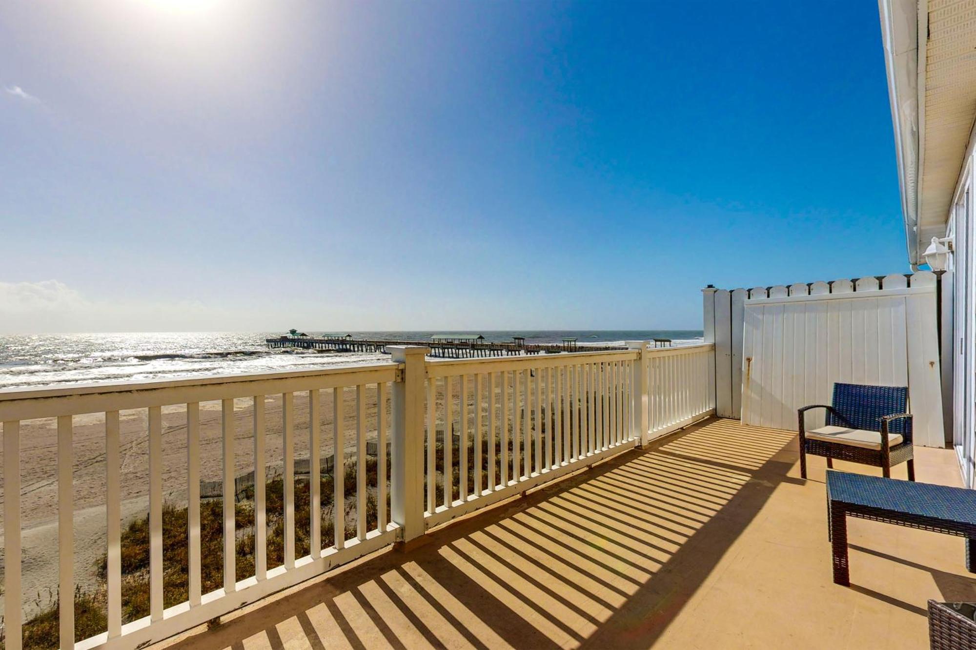 Seaside Condos Фоллі-Біч Номер фото